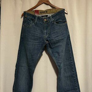 NWT Vintage Levi Jeans Slim Straight Size 32/30